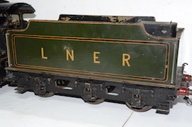 main tender 2.5" Green Arrow LNER Class V2 2-6-2 live steam loco for sale