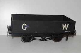 main 3.5" live steam open wagon for loco. Coal plank for sale.