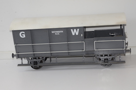 right 7.25" 17D toad passenger wagon live steam loco for sale