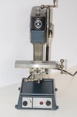 side view cowells vertical milling machine for sale